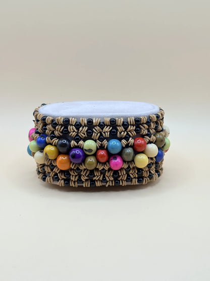 bracelet en graines d'açaï multicolores et de graines de morototo, fait main en Amazonie